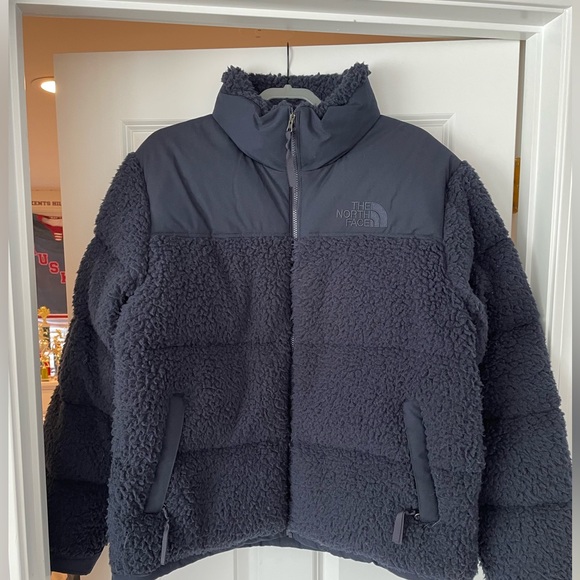 The North Face Sherpa Neptse Jacket (Men’s Large) - Picture 4 of 5